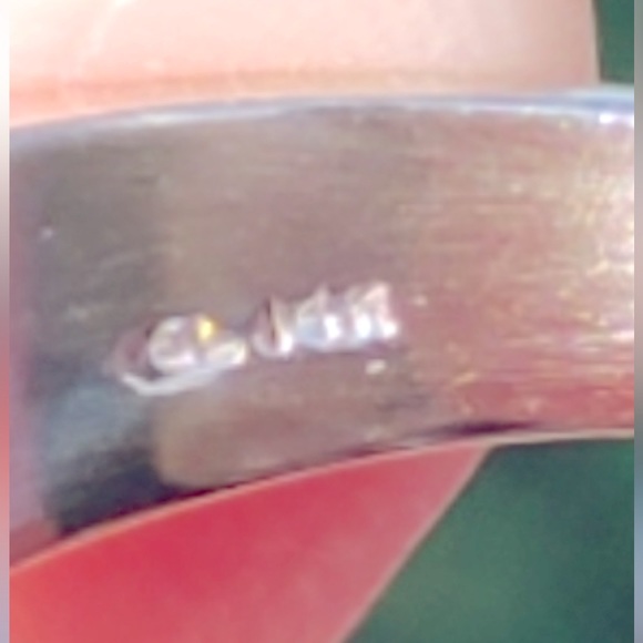 Gorgeous Green & White Diamond Crossover 14kt White Gold Ring EUC Sparkle 4Days - Picture 6 of 7